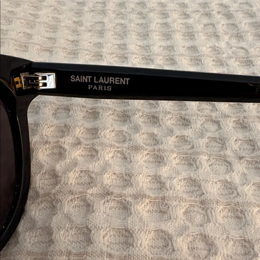 EUC Saint Laurent Women's SLM25K 56mm Sunglasses - Picture 5 of 8